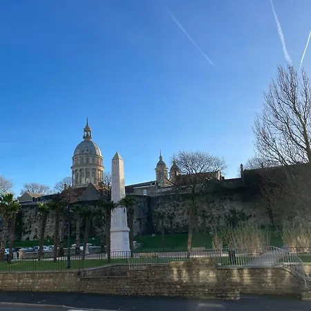 Apartament Des Remparts *